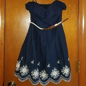Belted NAVY Embroidered Lace Dress